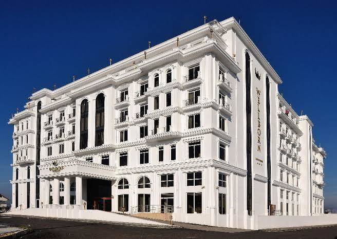 Wellborn luxury hotel