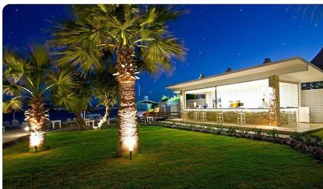 Charm beach hotel