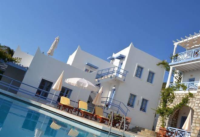 Beyaz hotel
