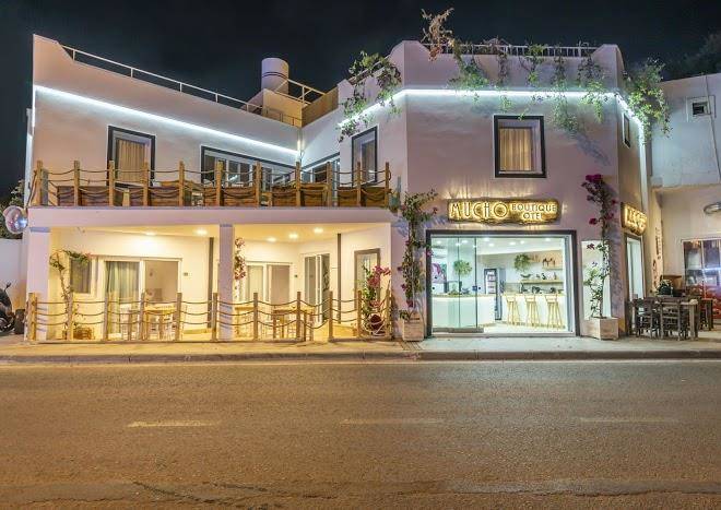 Mucho boutique hotel