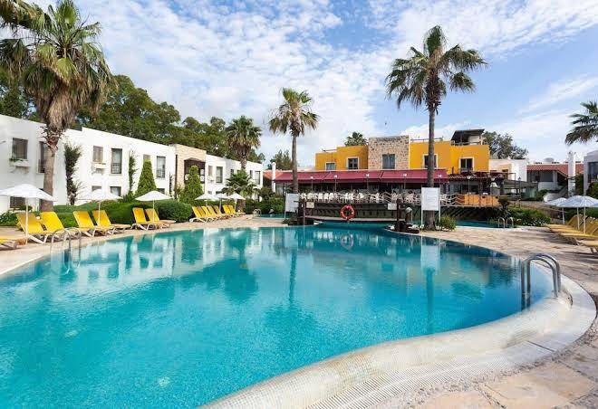 Ladonia hotels onderhan beach club hotel