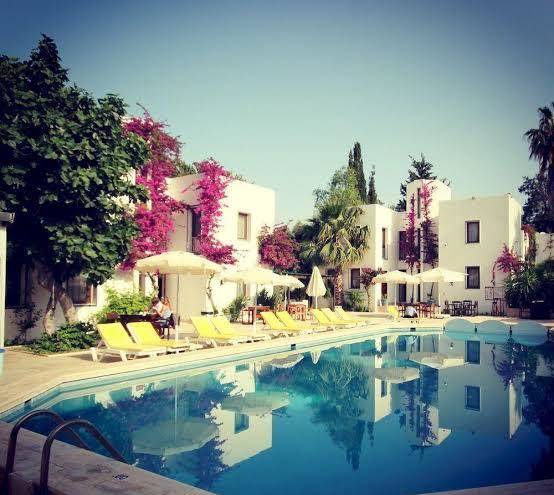 Otel kos