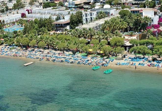 Sun beach resort hotel