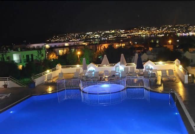 Tenda otel bodrum