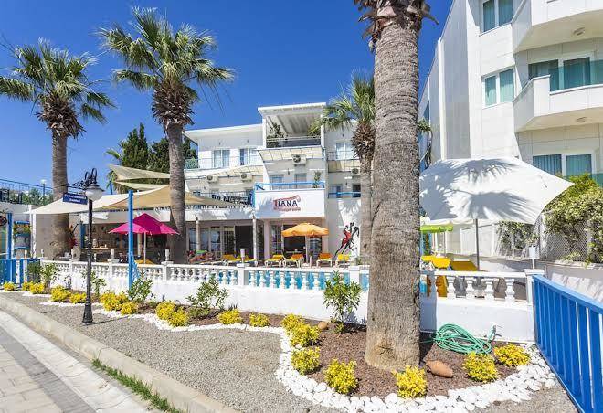 Tiana moonlight hotel