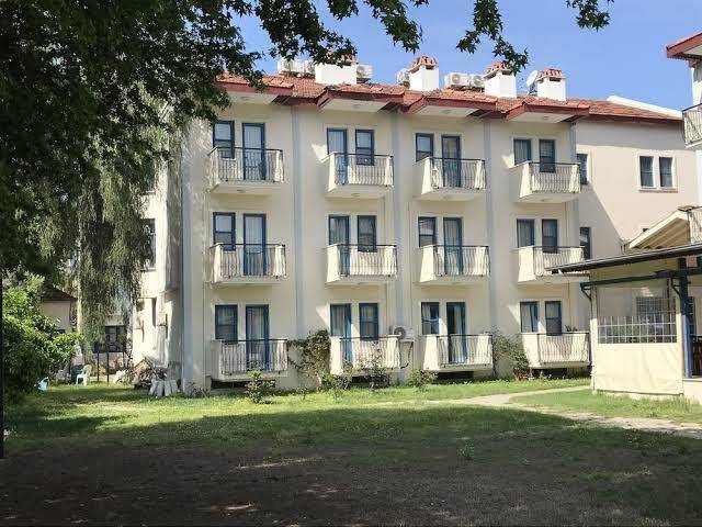 Aymes hotel