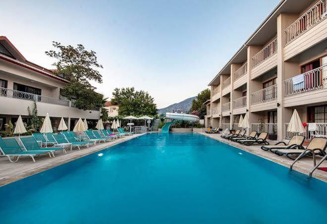 Golden life resort hotel & spa