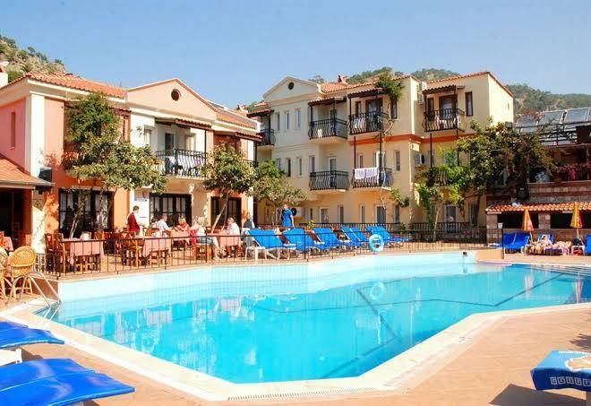Magic tulip beach hotel