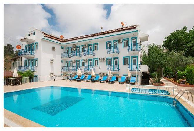 Mavi yaprak hotel