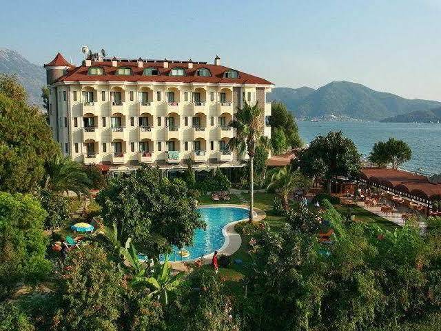 Hotel mutlu