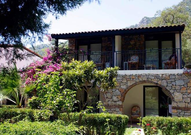 Alados otel