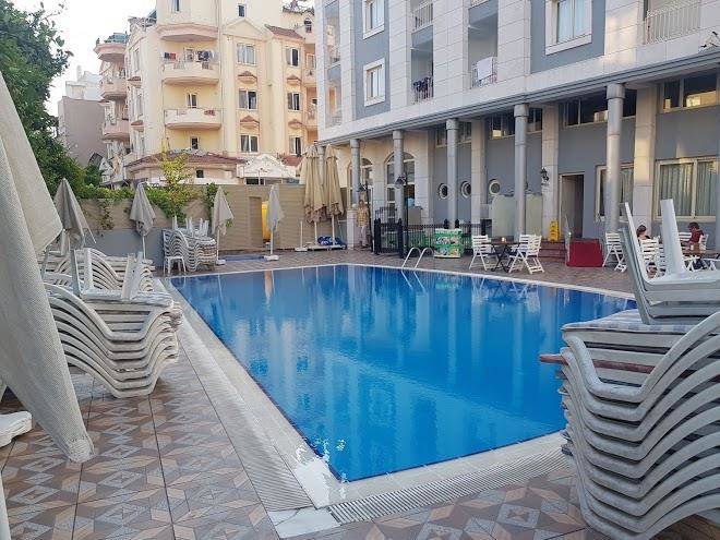 Almena hotel