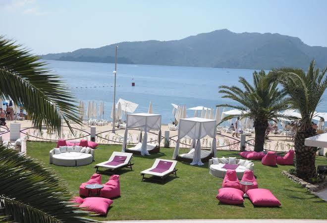 Dora beach hotel