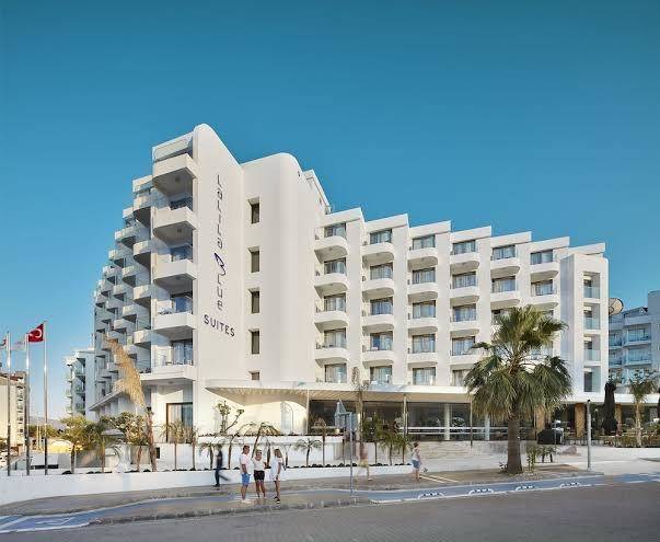 Lalila blue suites