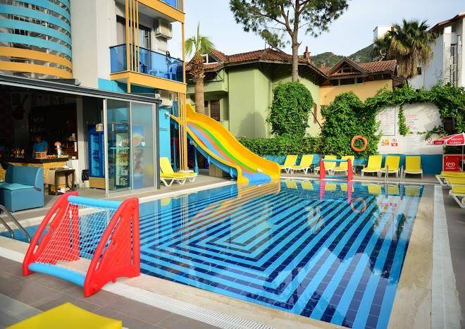 Yade luxe hotel