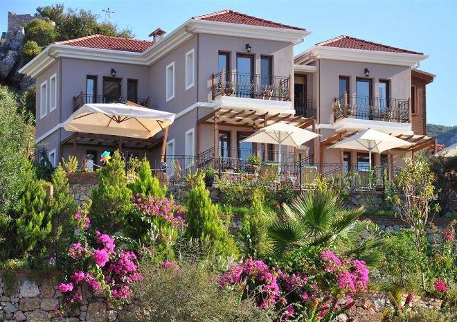 Badem tatil evi