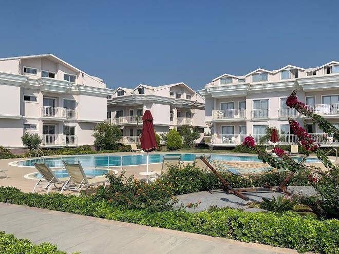 Daphne residence