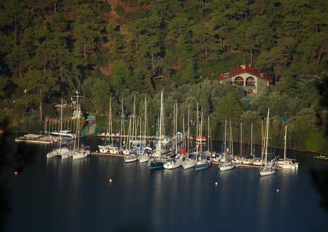 Global sailing resort