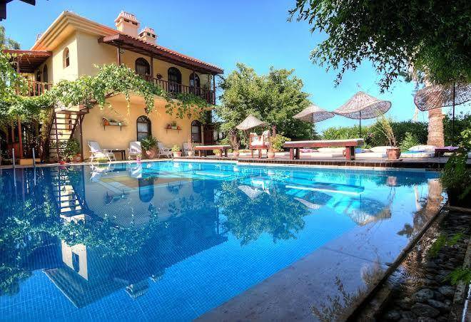 Mandarin & Mango Boutique Hotel Image