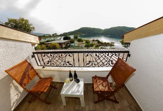 Sea Horse Beach Club Image