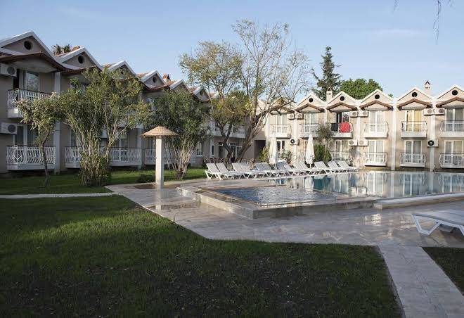 Hotel la perla