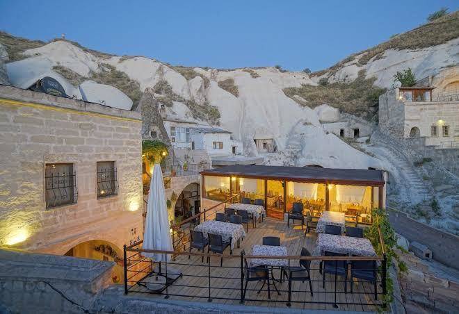 Melek cave hotel
