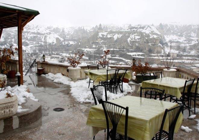 Sos Cave Restaurant Image