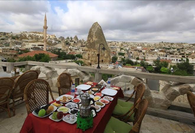 El nazar stone suite