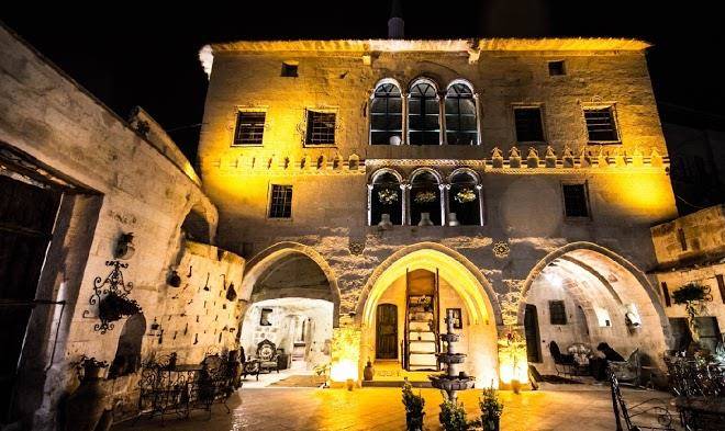 Casia cave suites