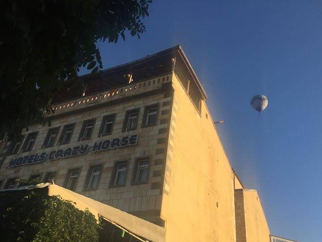 Hotels Crazy Horse Image