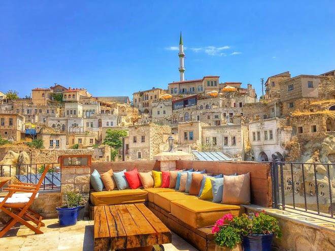 Elaa cave hotel