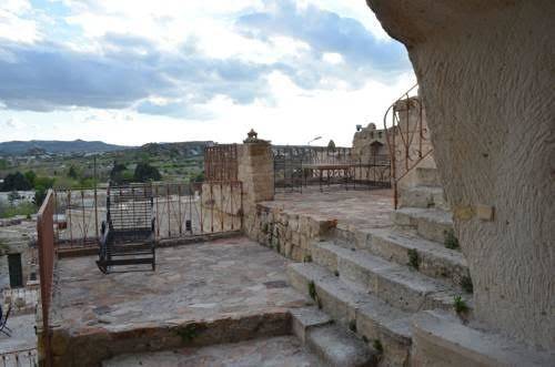 Prana cave hotel
