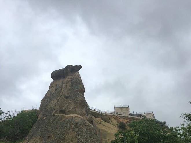 Queens cave hotel