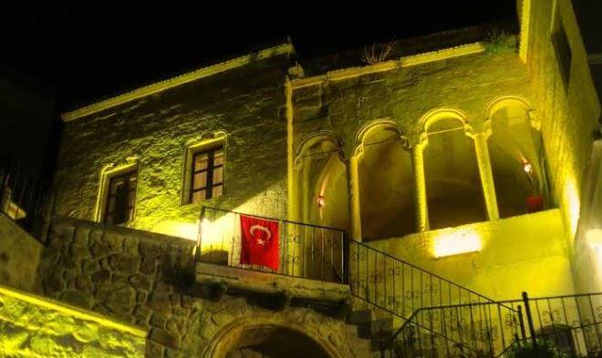Tulpar cave hotel