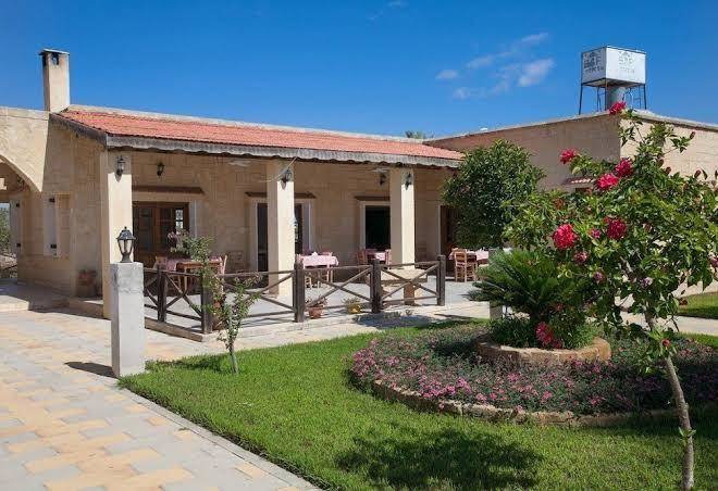 Glaro garden hotel