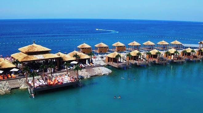 Cratos premium hotel