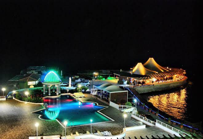 Dome hotel