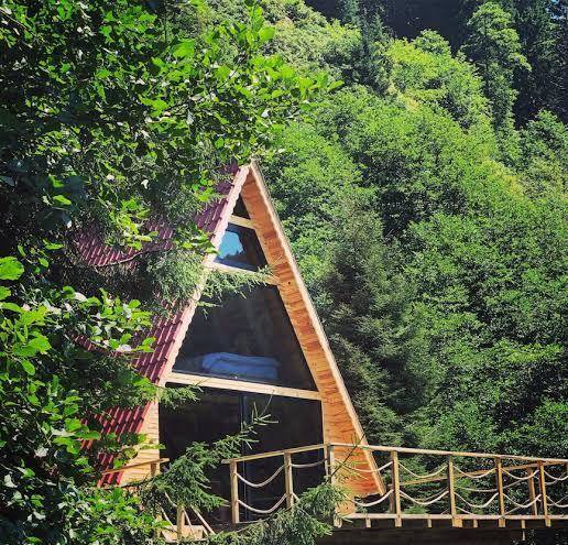 Montanitas dag evi