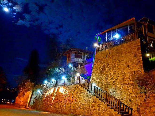 Zumrud u anka otel
