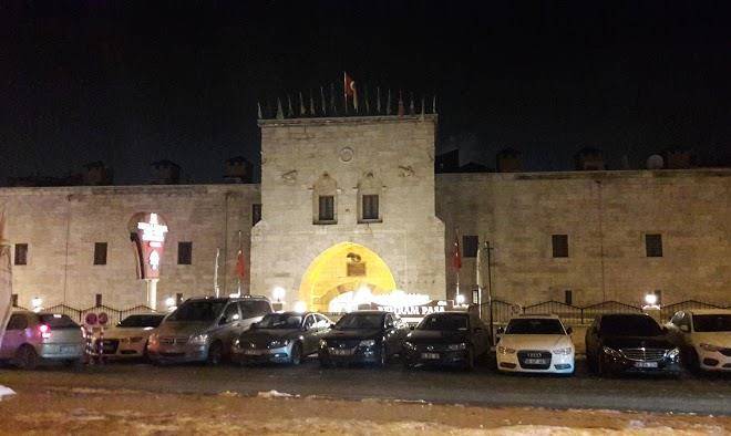 Tarihi behrampasa oteli