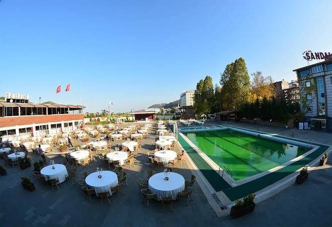 Sandal otel