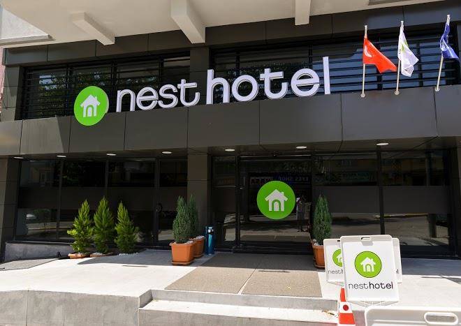Nest hotel