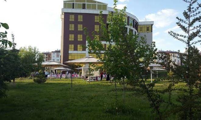 Nevan suite hotel