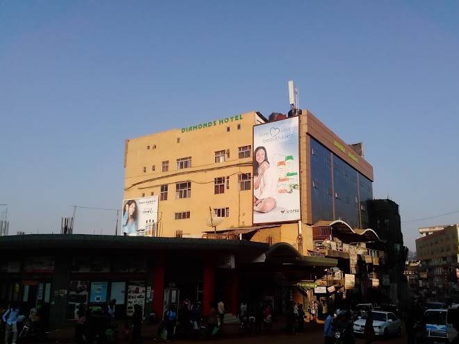 Diamonds hotel