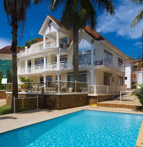 Ivory Castle Boutique Hotel Image