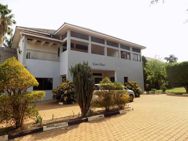 Kumi hotel