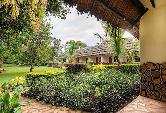 Kingfisher safaris resort hotel