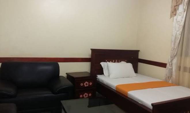 Embrace hotel