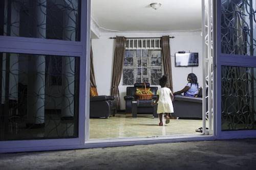 Entebbe vine inn
