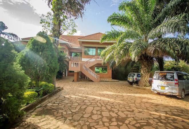 Hibis Hotel Entebbe Image